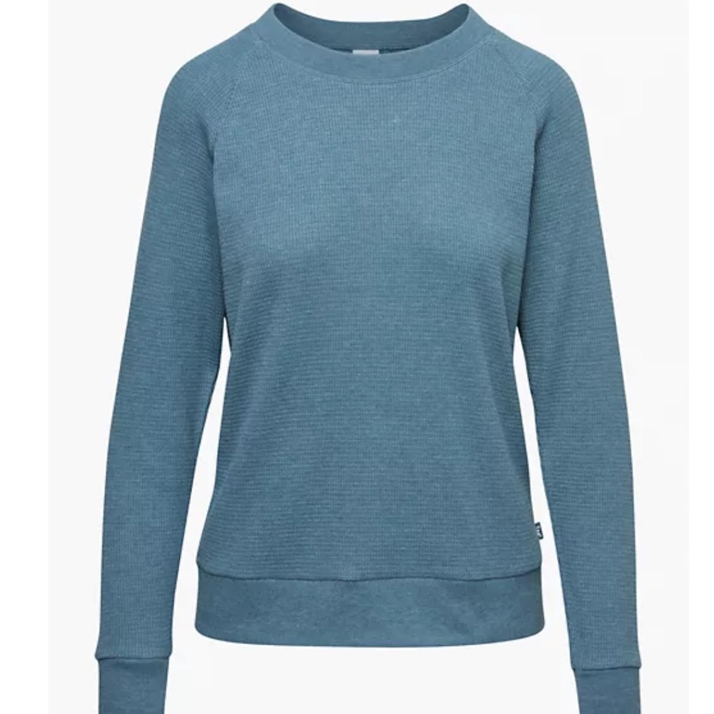 Aritzia TNA Andrews waffle long sleeve in Outerspace XS.